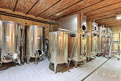 cote-provence-cave-inox